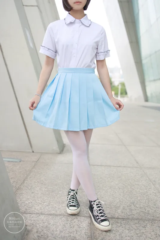 森萝财团 有料005  小茵 公园白丝 [68P] - 森萝财团